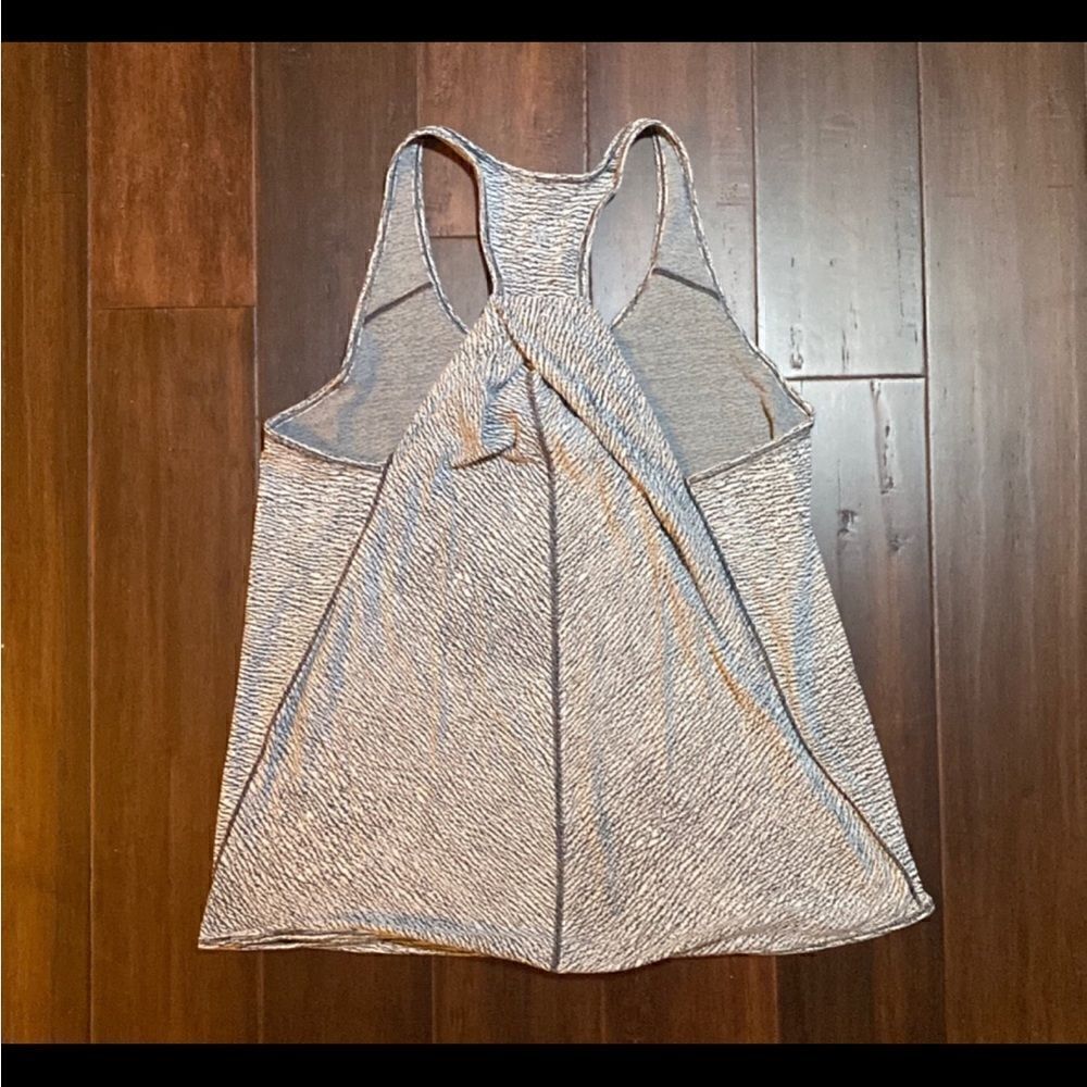 Lululemon Tank Top Bundle - Picture 4 of 6